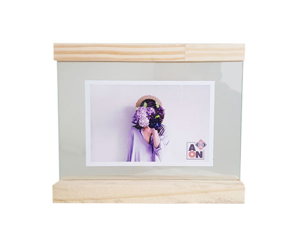 Porta Retrato de Vidro c/ Base de Madeira 15×21 – F82